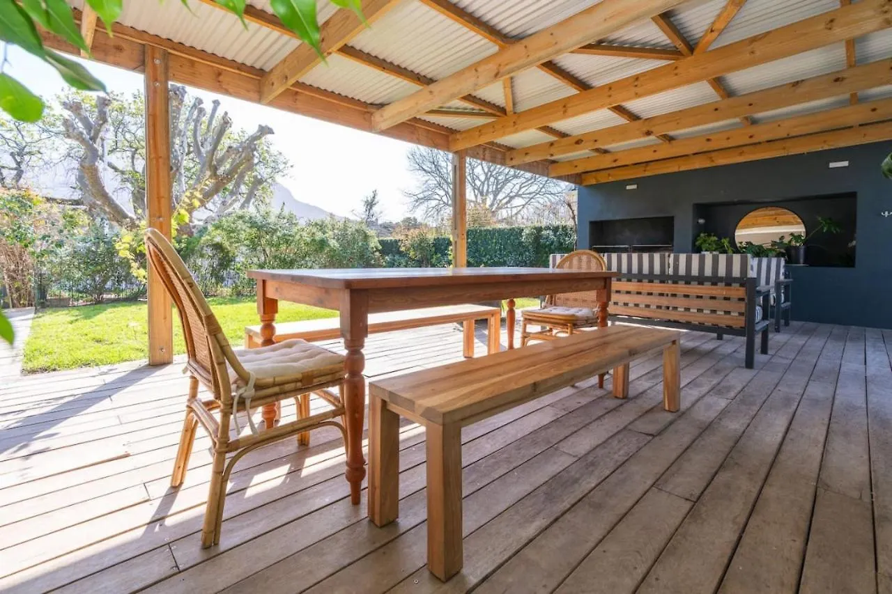 Holiday home Contemporary 4-Bedroom Oasis Cape Town South Africa