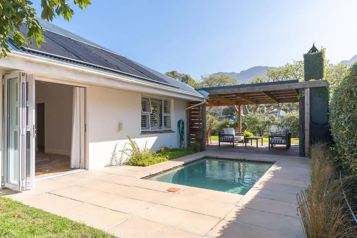 Holiday home Contemporary 4-Bedroom Oasis Cape Town